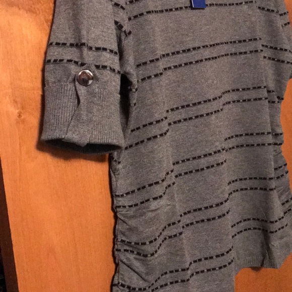 Textured sweater - Picture 3 of 6